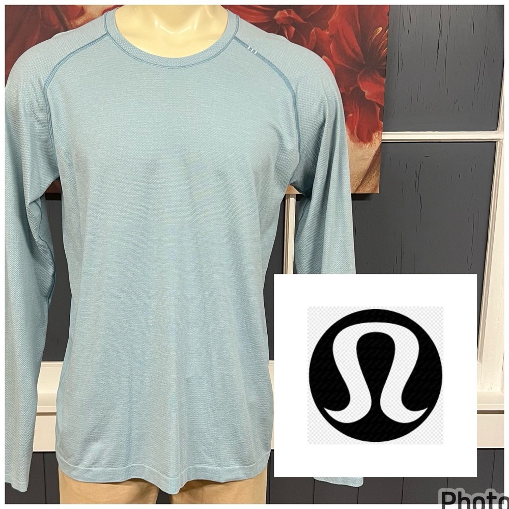 Lululemon Metal Vent Tech Long Sleeve T-Shirt Tee Mens XL Slim Fit Light Blue